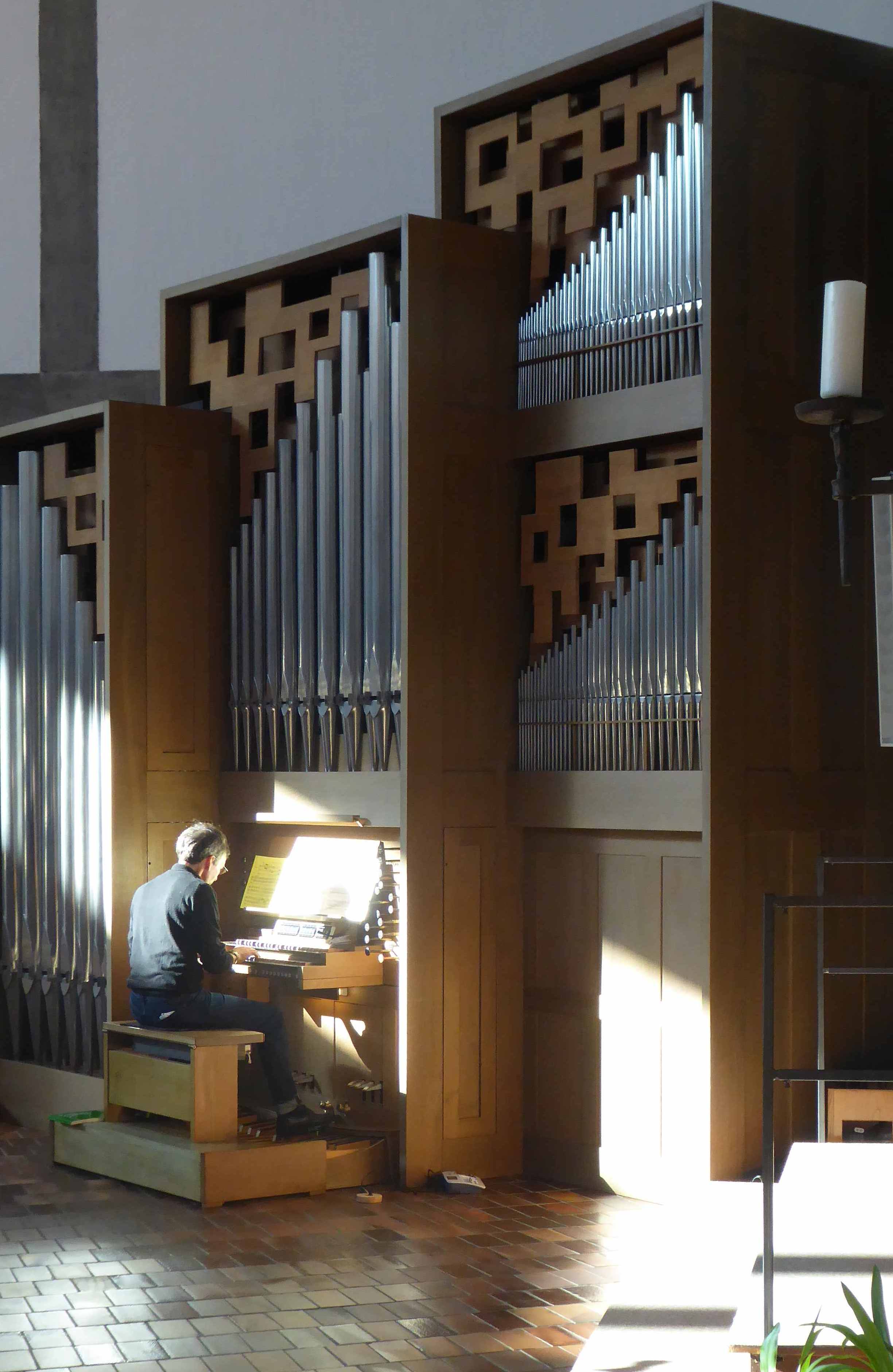 20221113 RG an Orgel